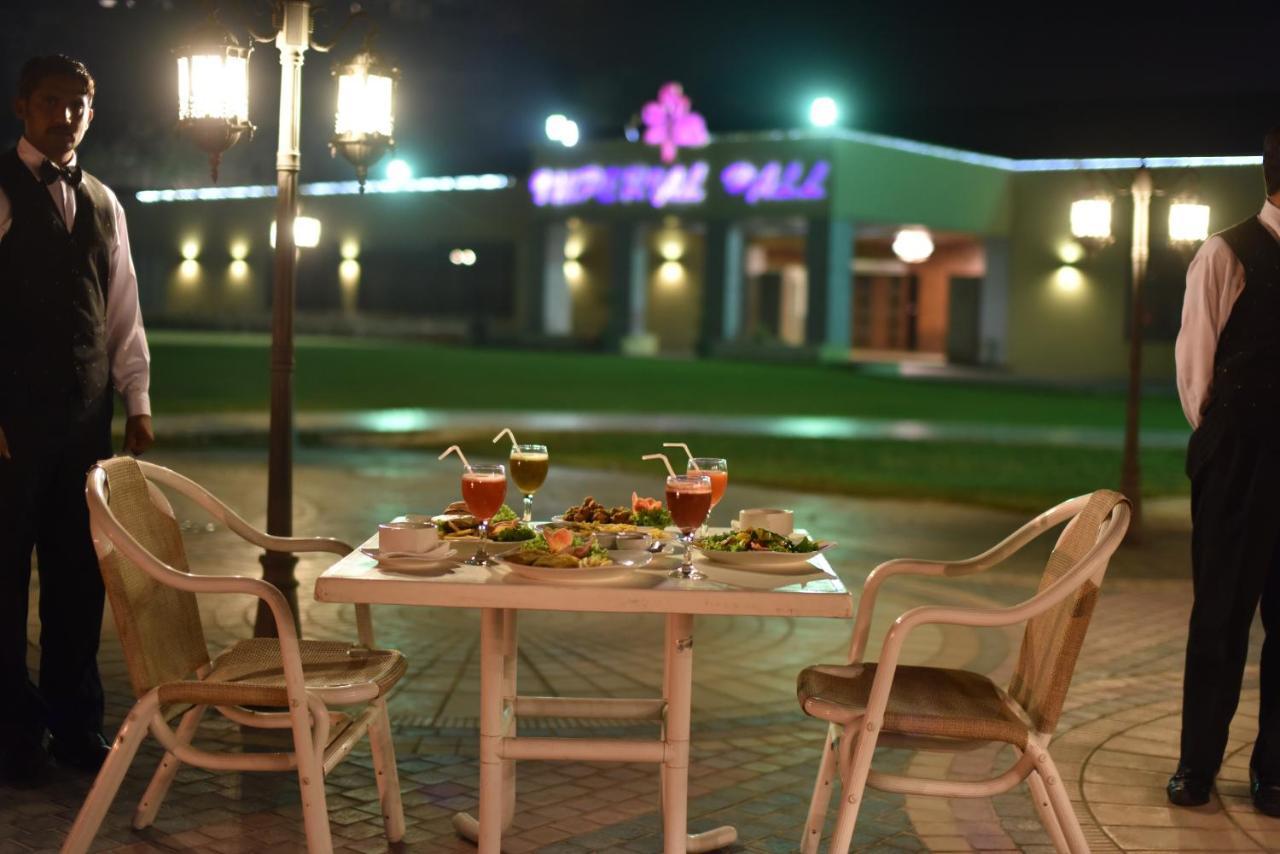 Jacaranda Heights Hotel Islamabad Exterior photo