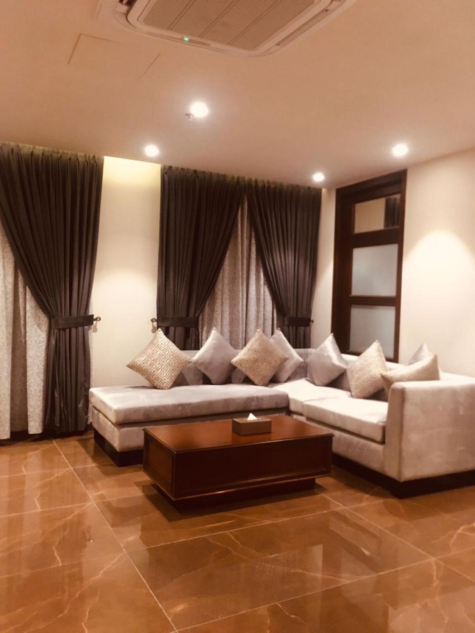 Jacaranda Heights Hotel Islamabad Exterior photo