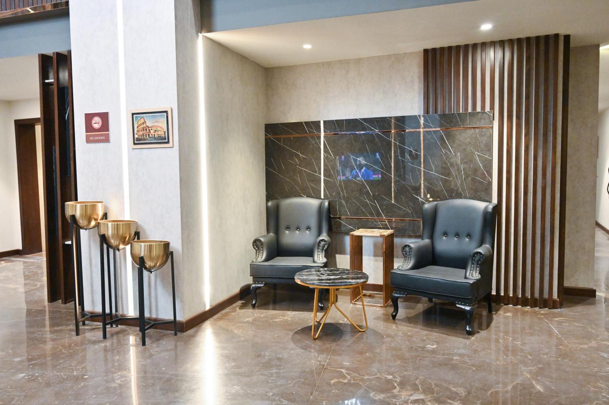 Jacaranda Heights Hotel Islamabad Exterior photo